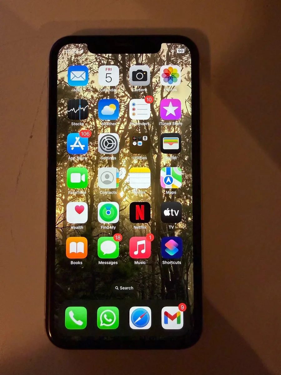 iPhone 11 128gb - mint condition - Image 3