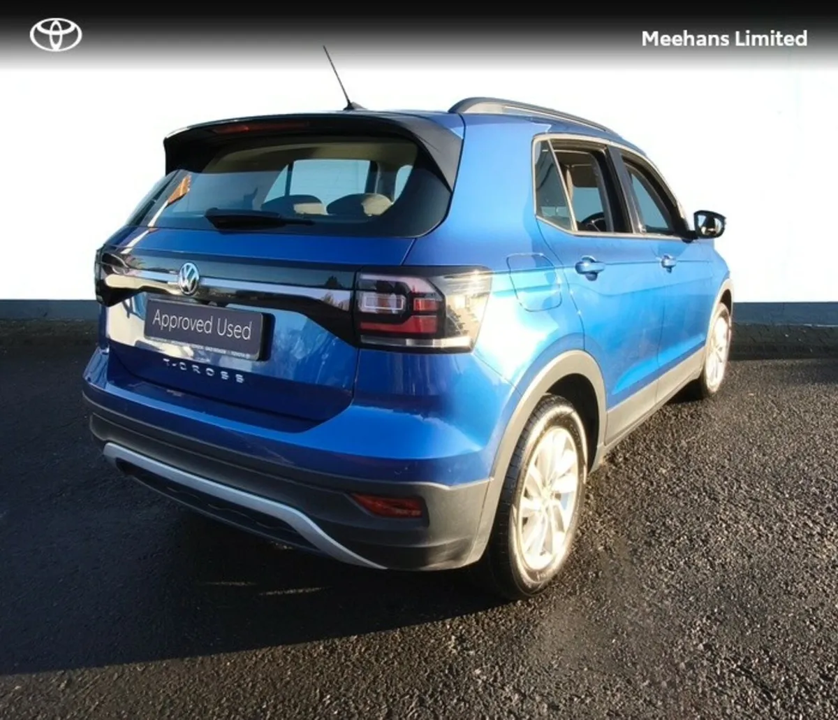 Volkswagen T-Cross LIFE 1.0 TSI MANUAL 5SPEED 95BH - Image 2
