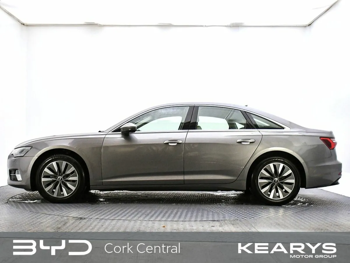 Audi A6 40TDI 204HP S tronic SE "LIKE NEW" - Image 4