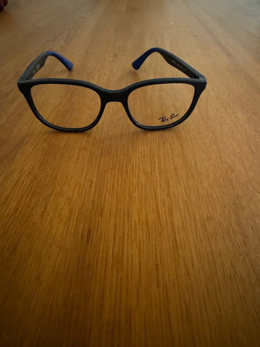 Glasses - Image 1