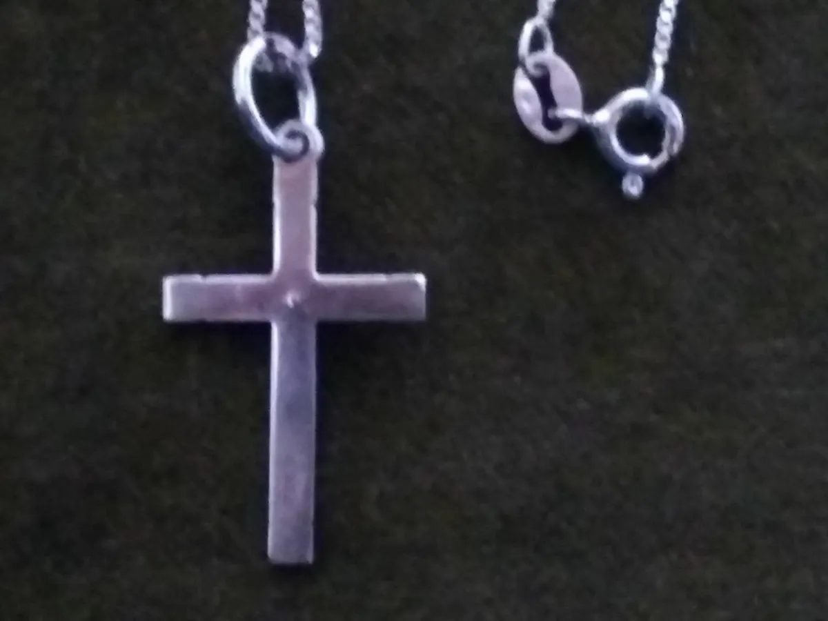 Vintage 925 Silver & Diamond Cross Necklace - Image 2