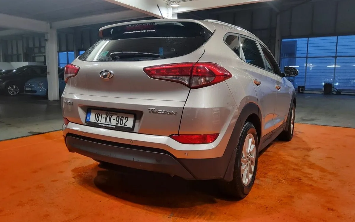 Hyundai Tucson 1.7 D Comfort Plus - Image 4
