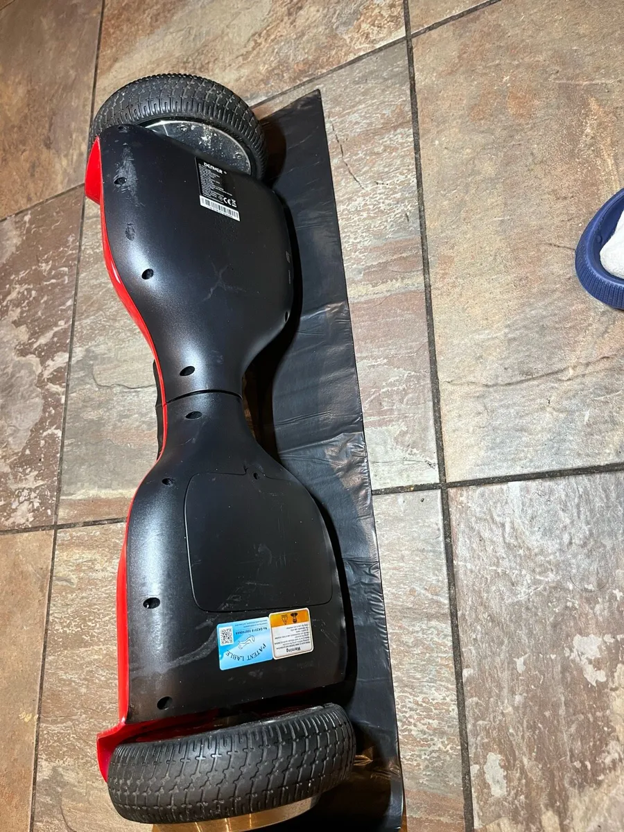 Red Denver hoverboard-in excellent condition - Image 4