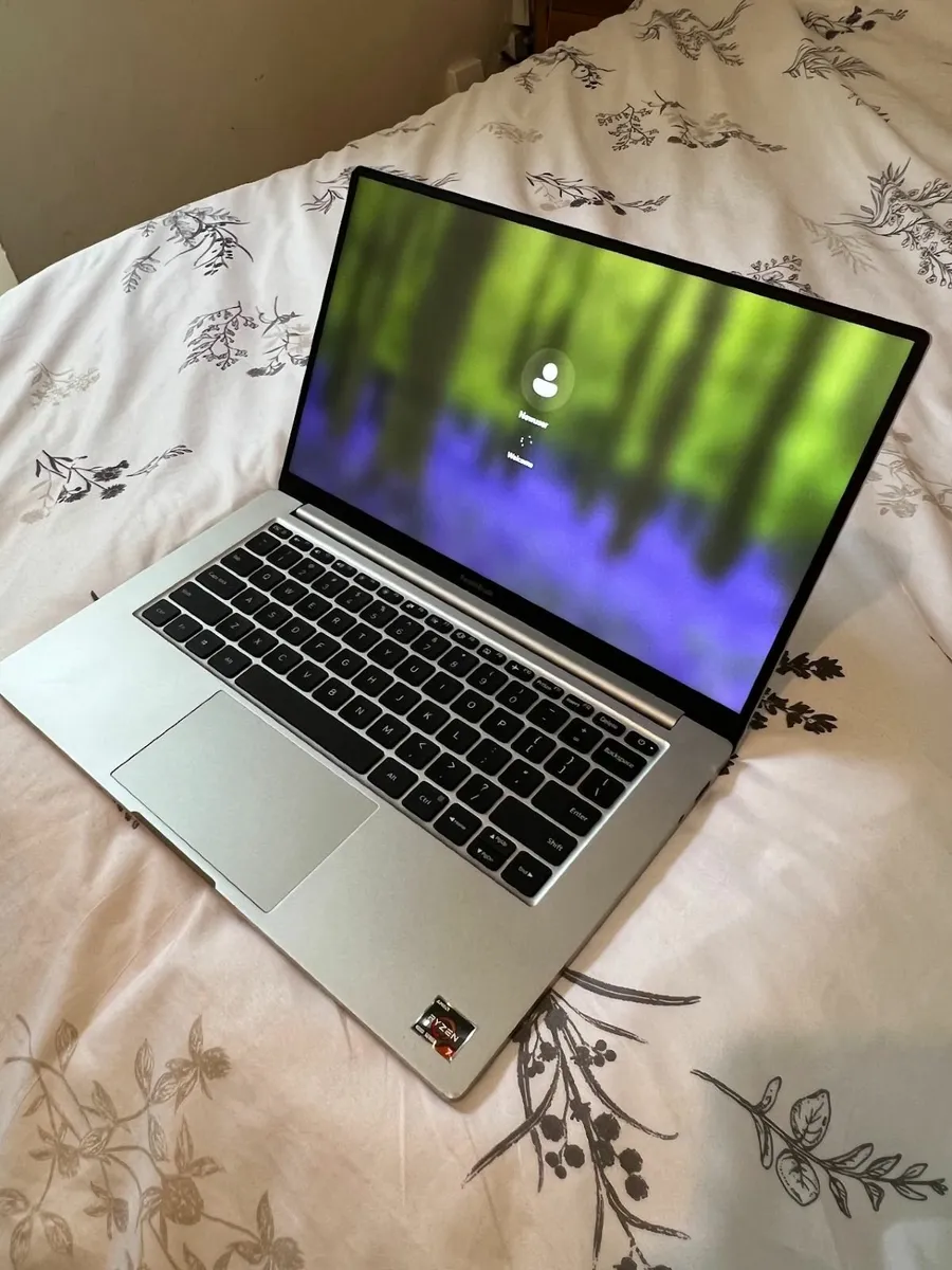 Xiaomi Book Ryzen 7 512gb 16gb AMD GPU - Image 1