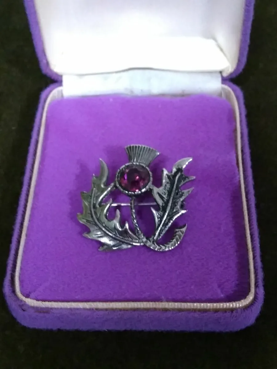 Vintage Pewter Scottish Thistle Brooch - Image 3