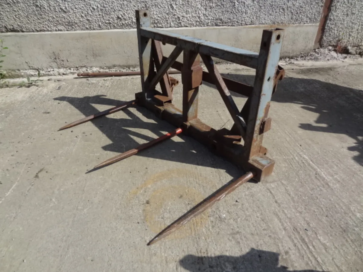 Loader Bale Spike - Image 1