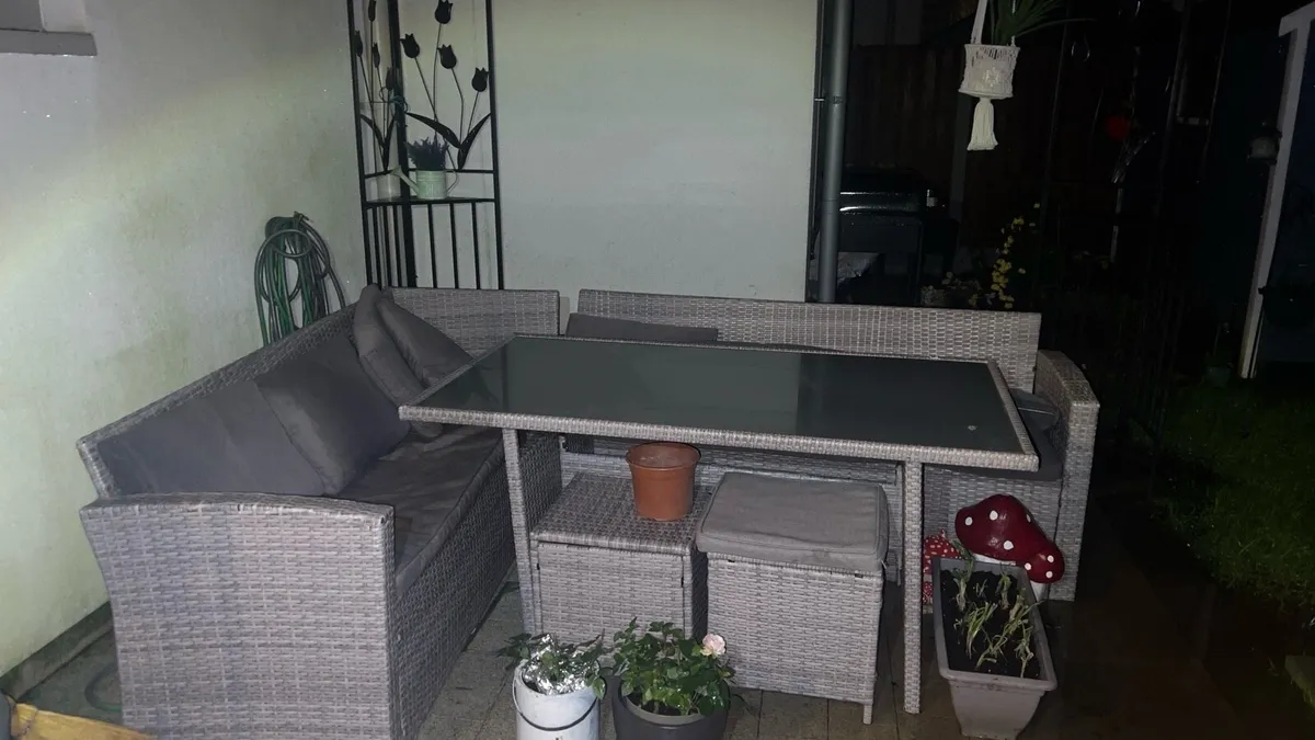 Garden bench - Image 1