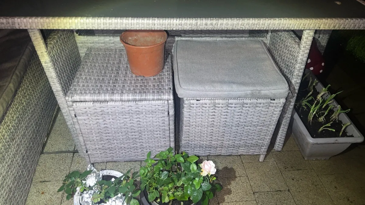 Garden bench - Image 2