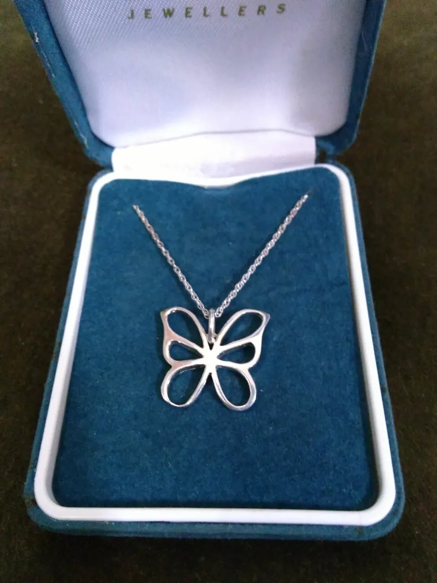 Vintage 925 Silver Butterfly Necklace - Image 1