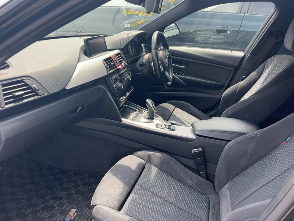 BMW 3-Series M-SPORT 320D TOURING 2.0 DIESEL AUTOM - Image 3