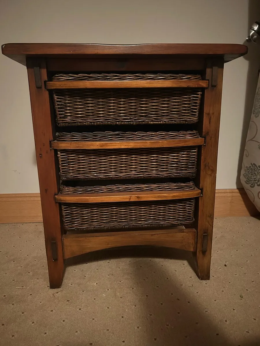 Locker & side table - Image 1