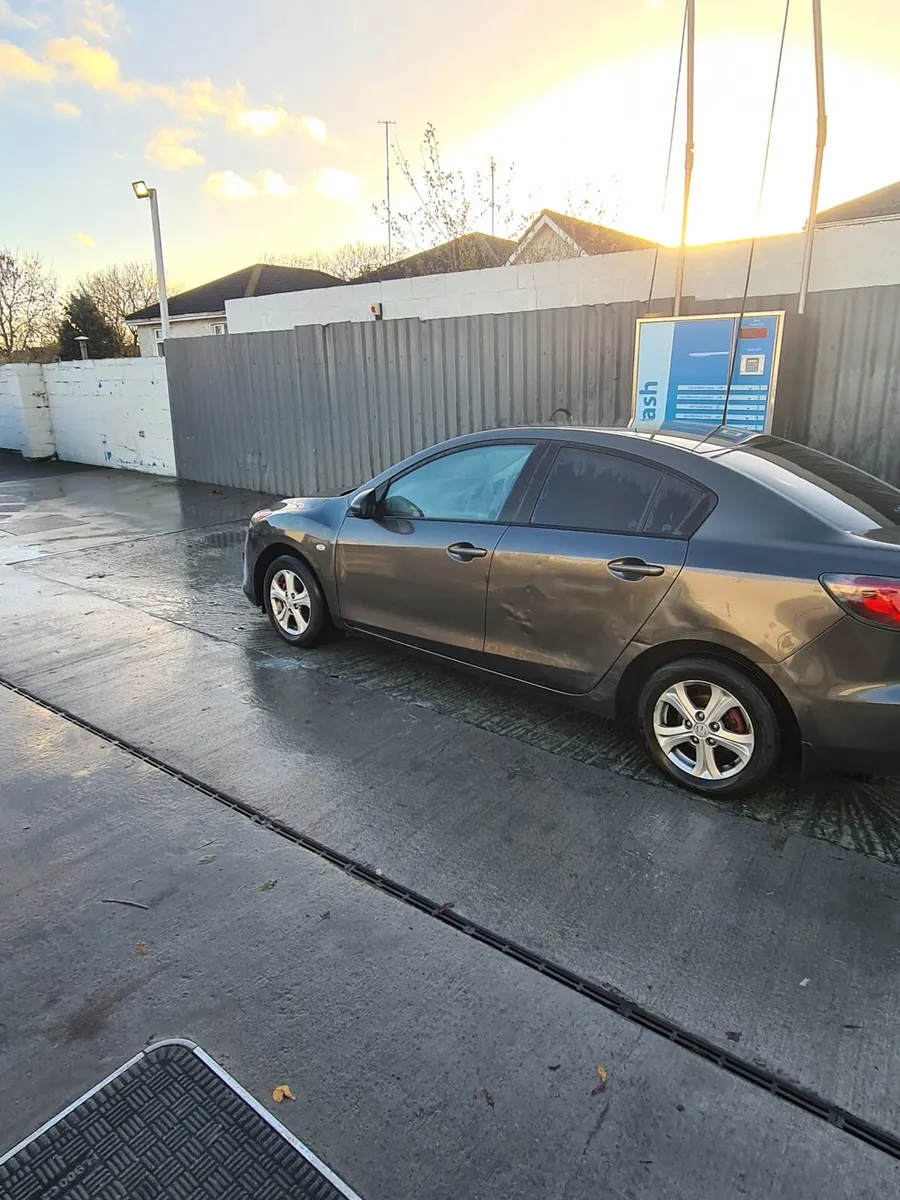 Mazda 3 2010 with NCT - Image 4