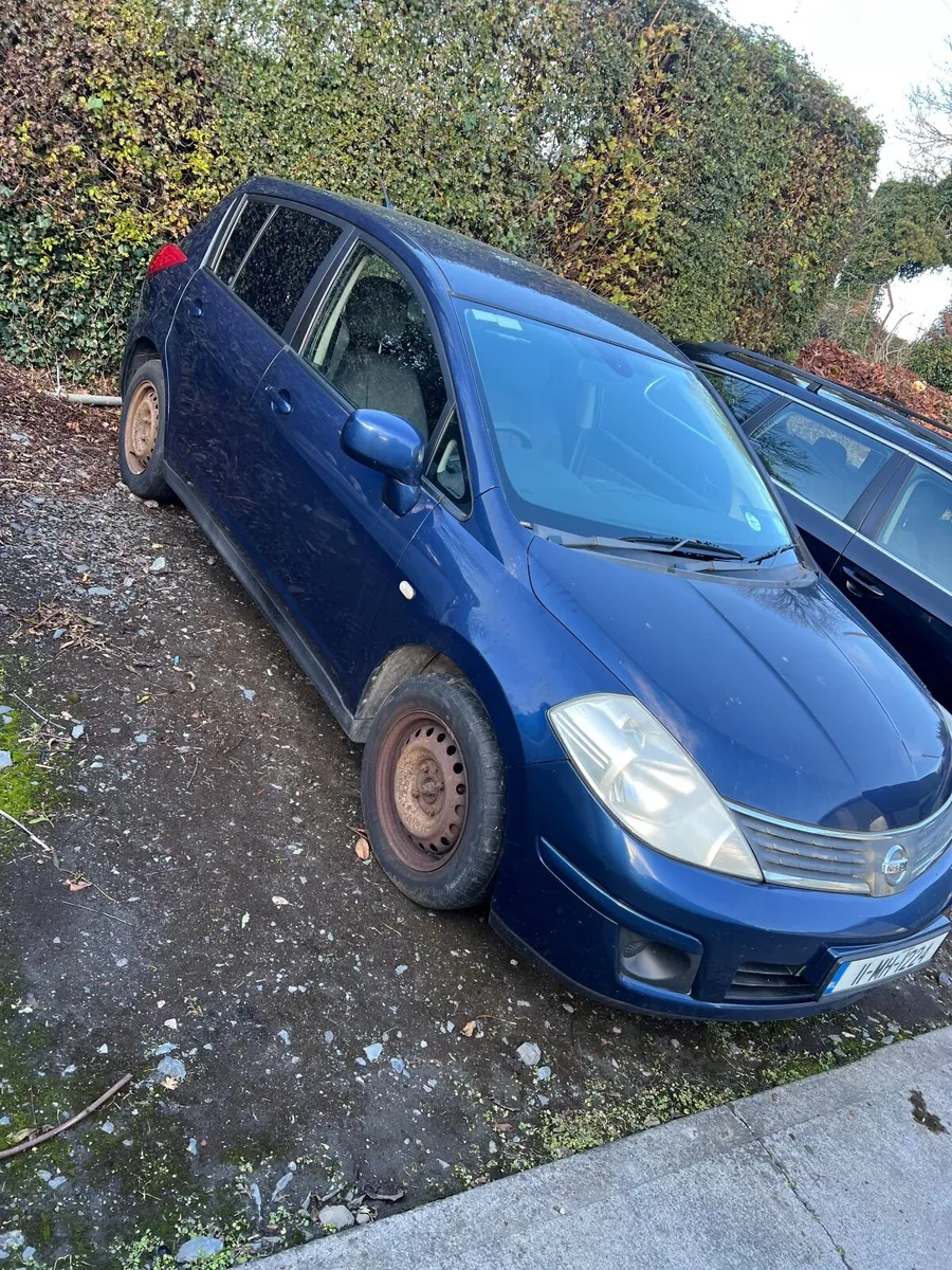 Nissan Tiida 2011 - Image 3