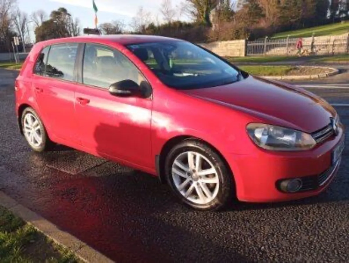 Volkswagen Golf 2009 - Image 2