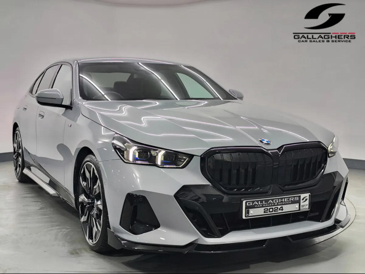 BMW 5-Series (241) 520i M SPORT AUTOMATIC BROOKLYN - Image 1