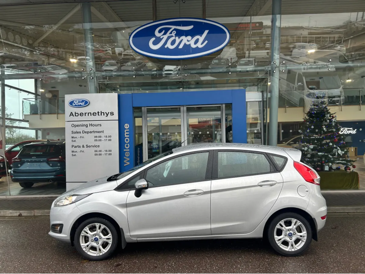 Ford Fiesta ZETEC 1.25 60PS M5 5DR MCA 4DR - Image 2