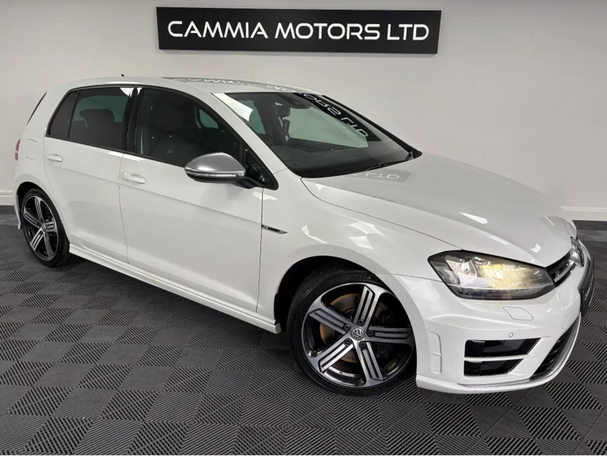 Volkswagen Golf *VOLKSWAGEN GOLF R* *PEARL WHITE* - Image 1