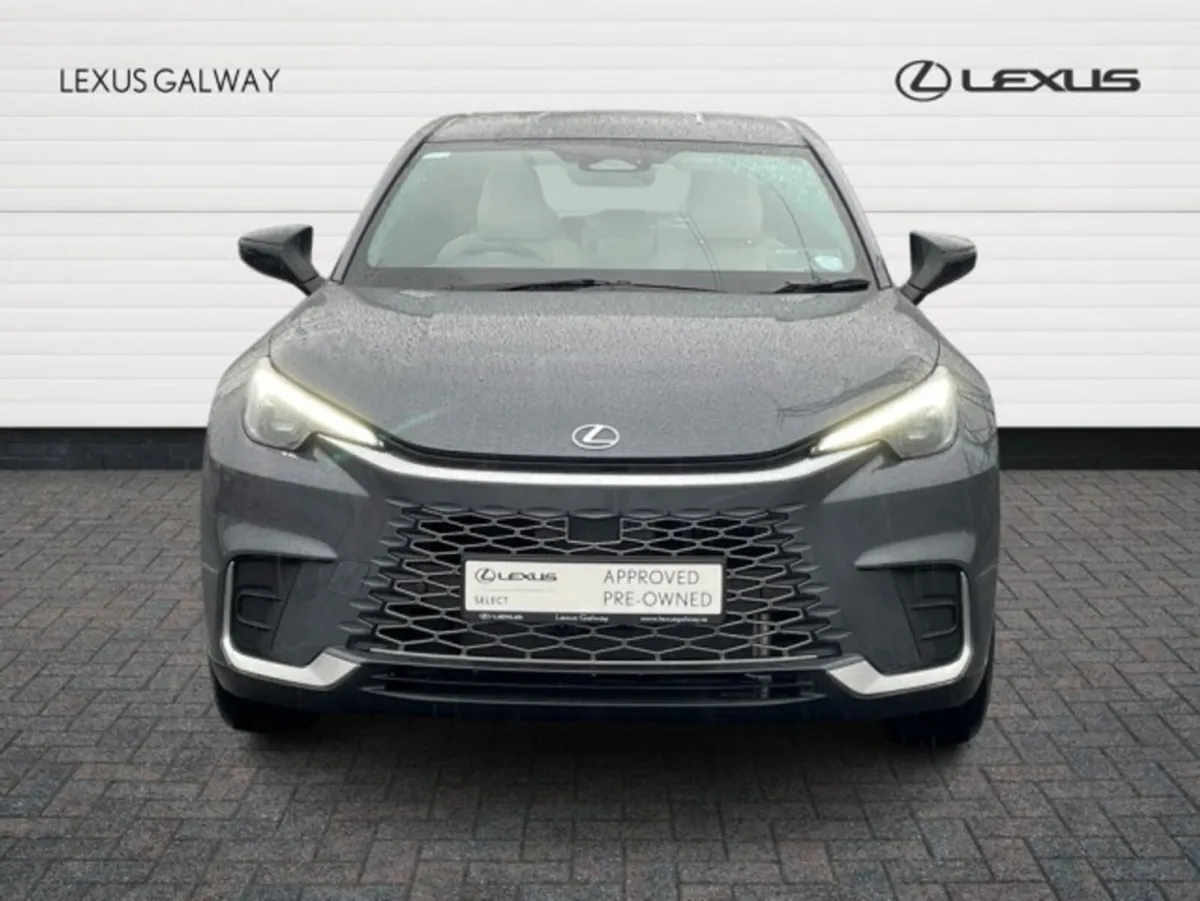 Lexus LBX LBX 1.5H ELEGANT // Remote Central Locki - Image 4