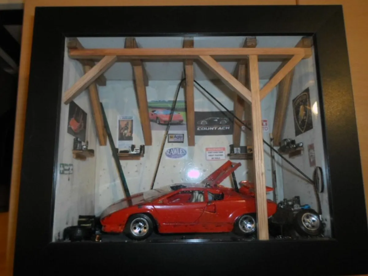 Model Car Garage Lamborghini Countach Red Unique - Image 2