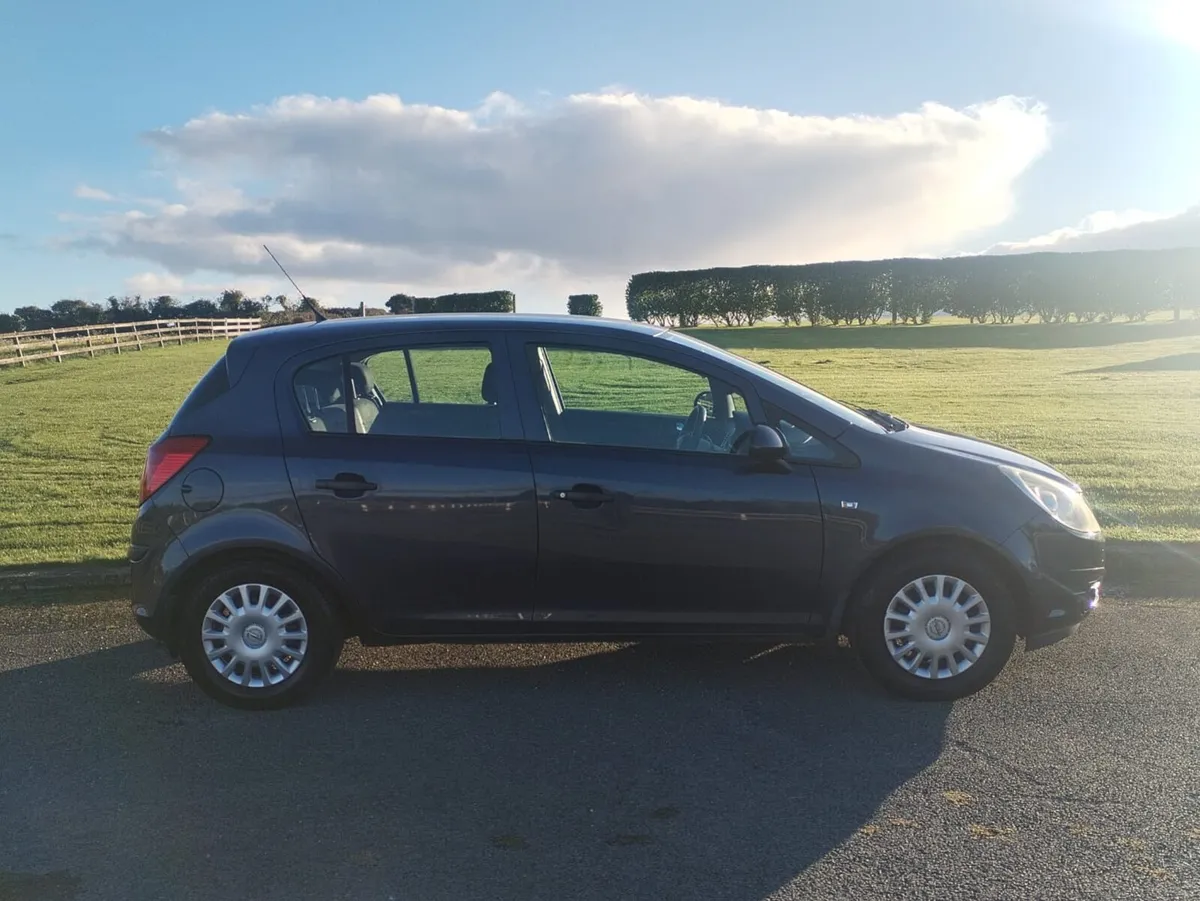 Opel Corsa Automatic - Image 2