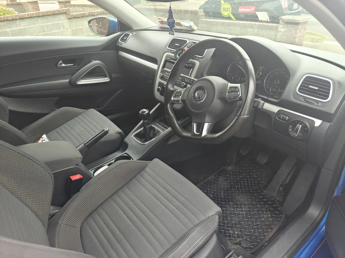 Volkswagen Scirocco 2012 - Image 2