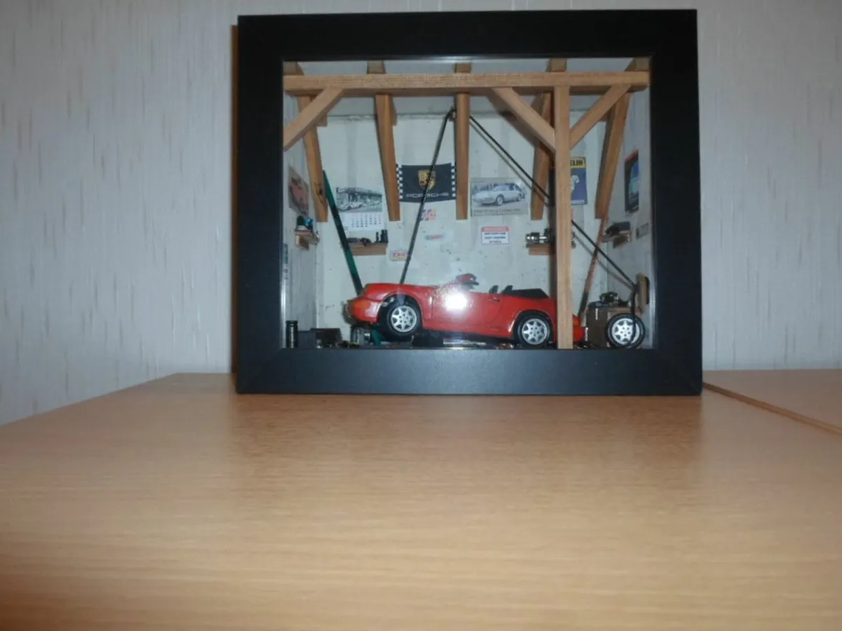 Model Car Garage Porsche 911 Cabriolet Red Unique - Image 1