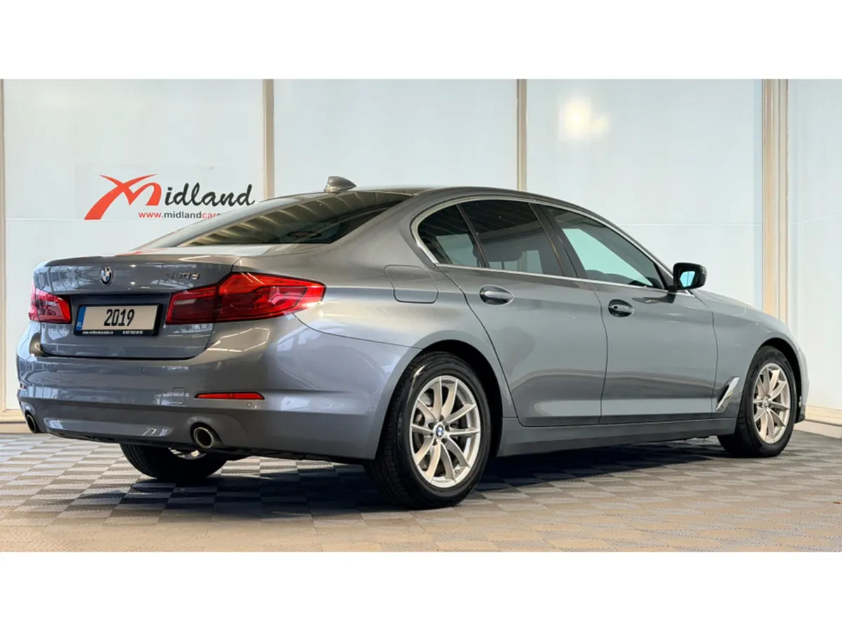 BMW 5-Series D G30 SE 4DR AUTO - Image 2