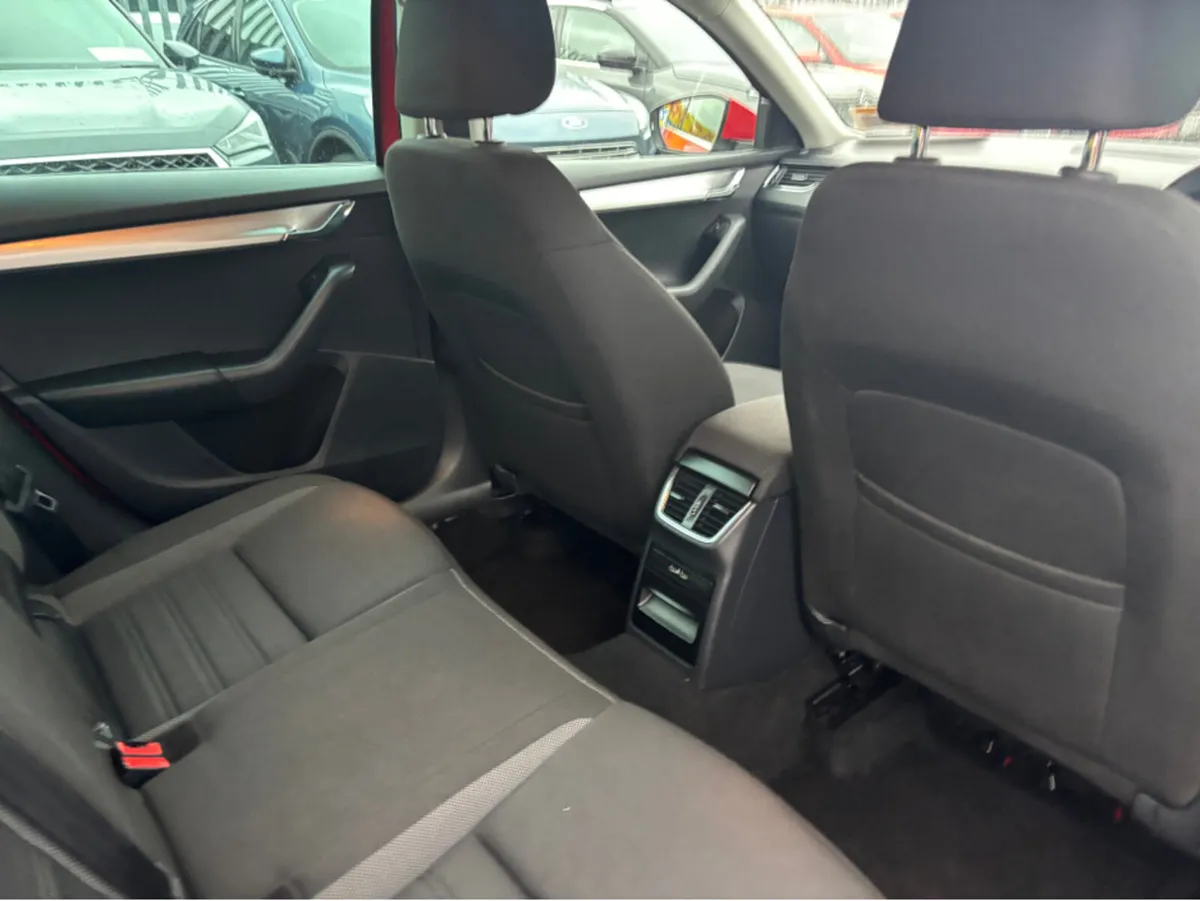 Skoda Octavia AMBITION 1.0 TSI 115HP 4DR - Image 4
