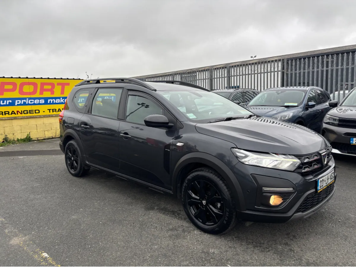 Dacia Jogger EXTREME SE TCE 110 5DR 7 seater fully - Image 1