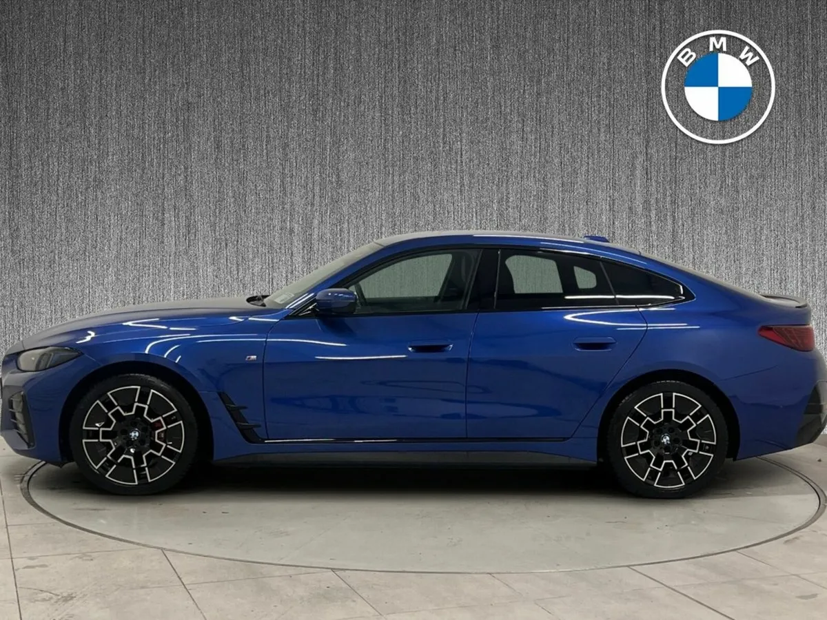 BMW i4 eDrive35 M Sport - Image 4