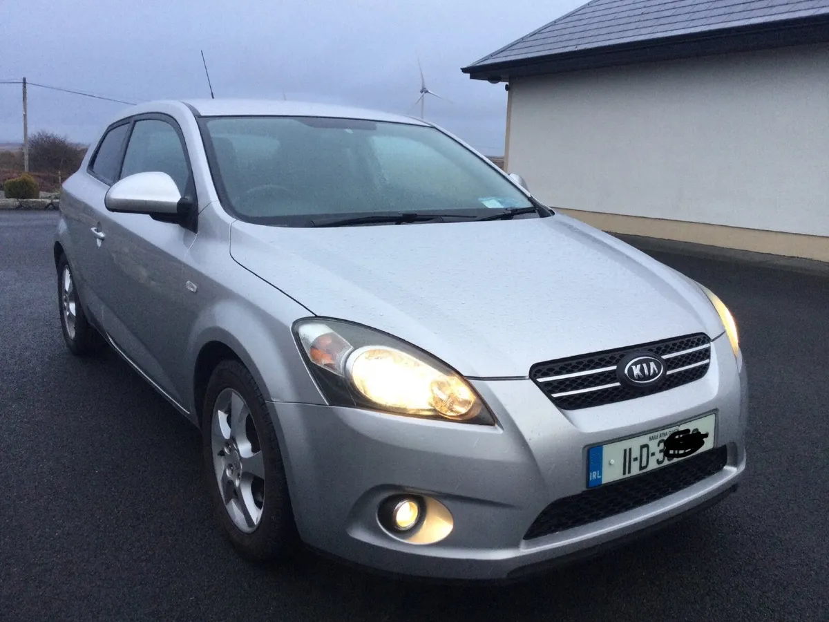 2011 Kia Ceed - Image 2