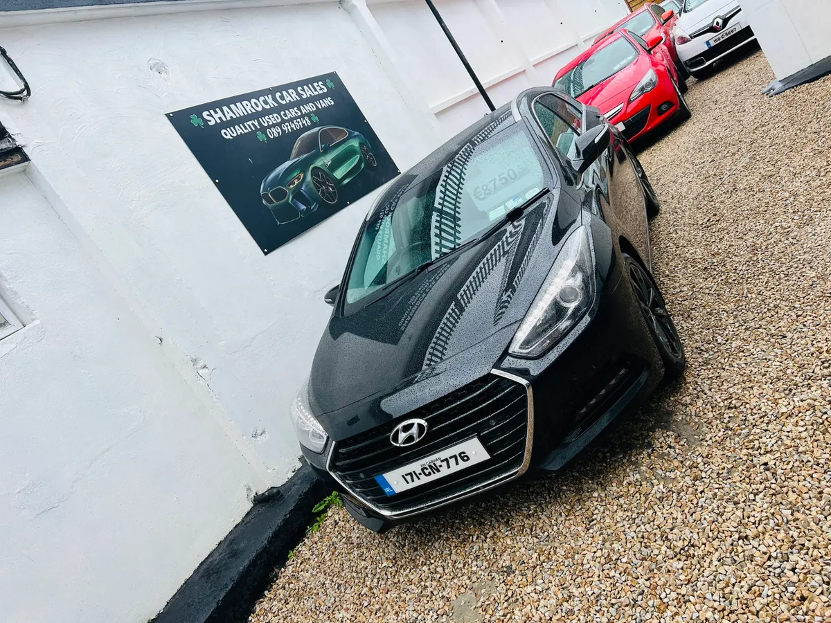 2017 Hyundai i40 1.7 Crdi Tourer Comfort - Image 1