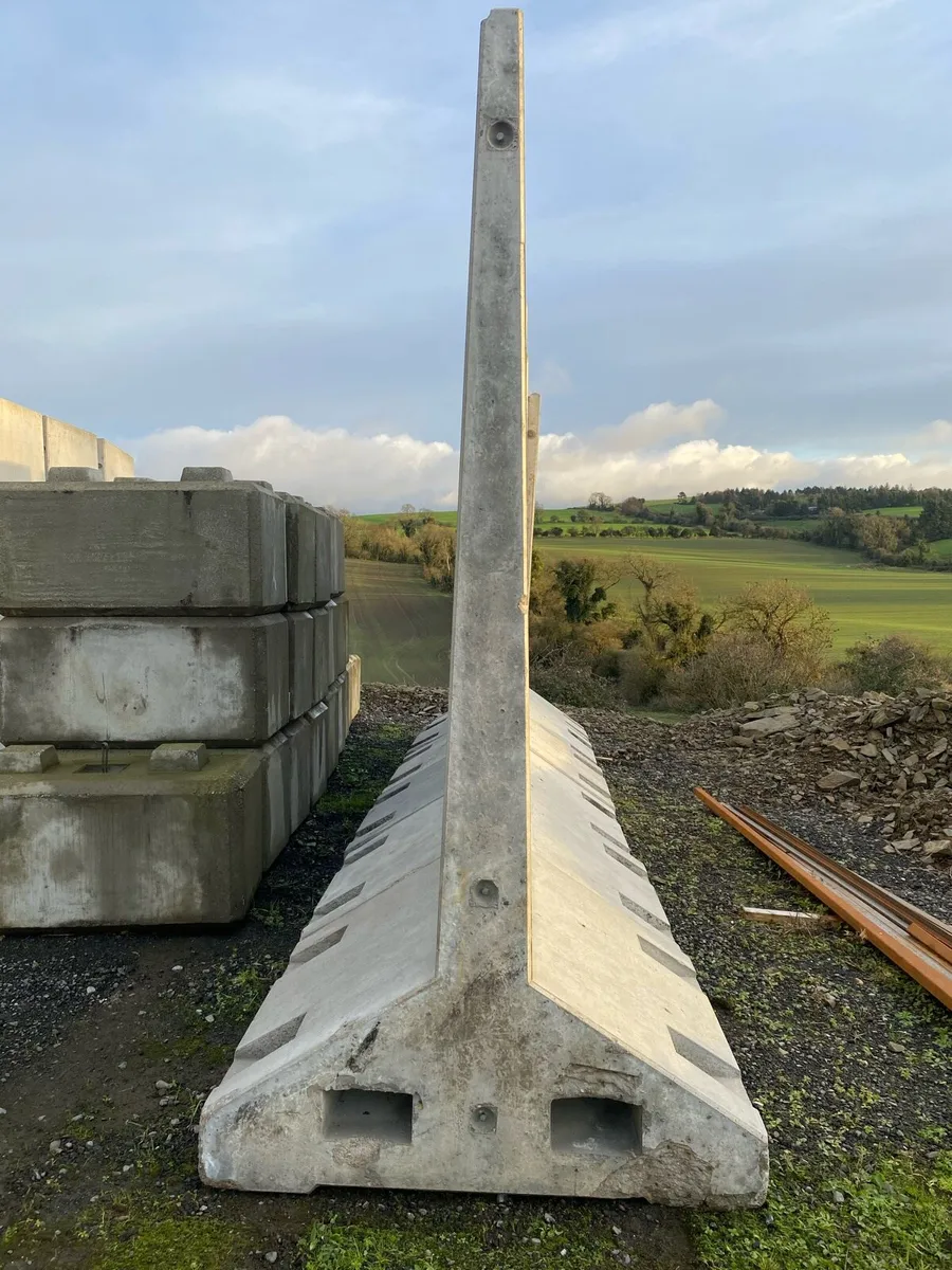 Concrete walls - Image 2