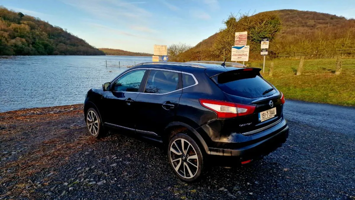 2015 NISSAN QASHQAI 1.5 TEKNA 6750euro - Image 4