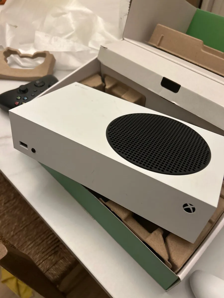 Xbox series s - Image 4