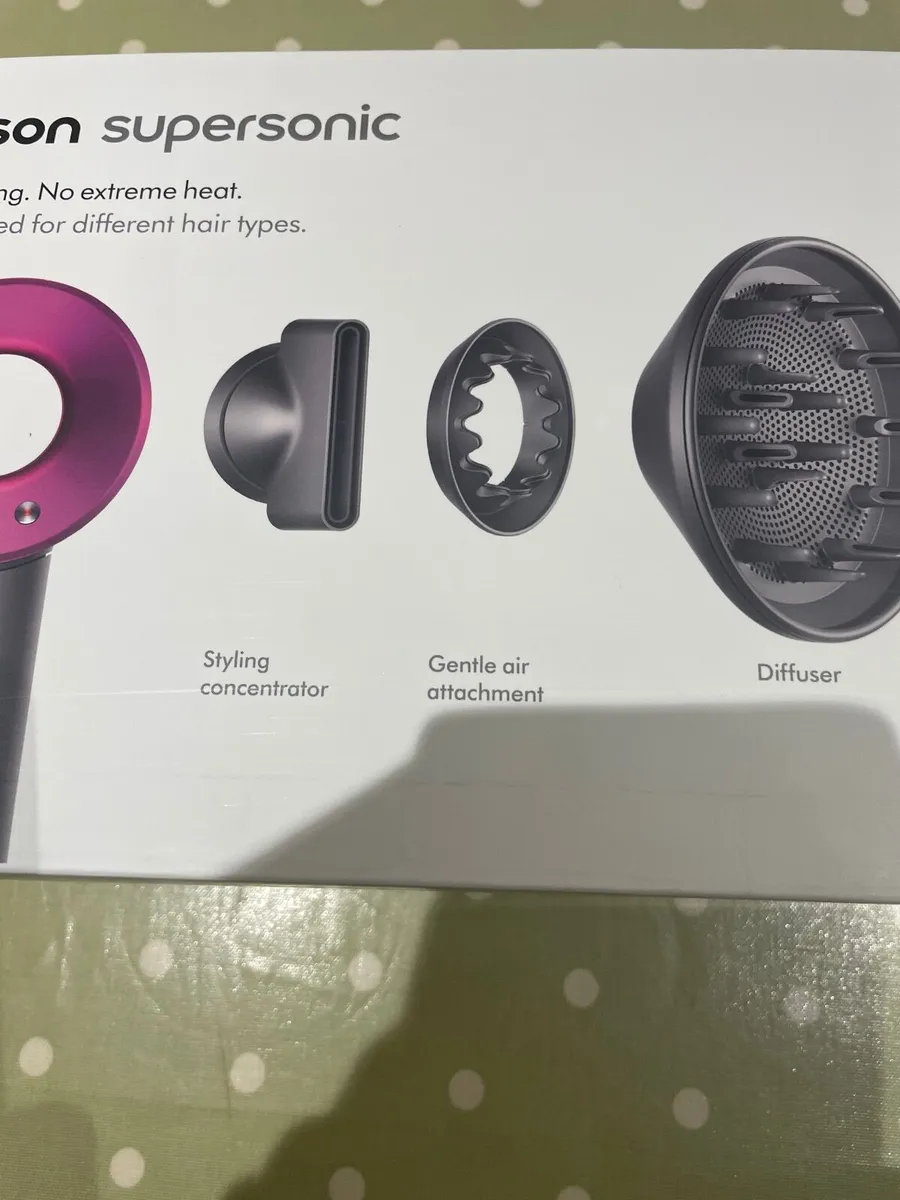 Dyson supersonic hairdryer - Image 4