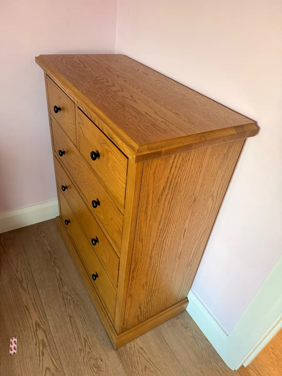 Oak chest of drawers (as new condition) - Image 4