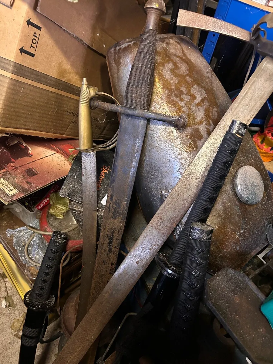 Vintage antique and collectibles - Image 4