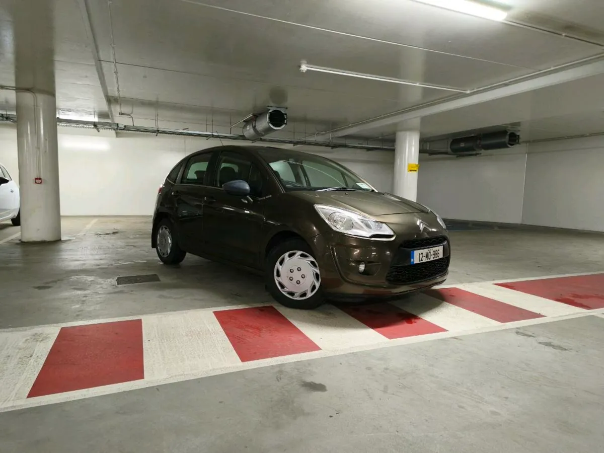 Citroen c3 automatic very low km - Image 2