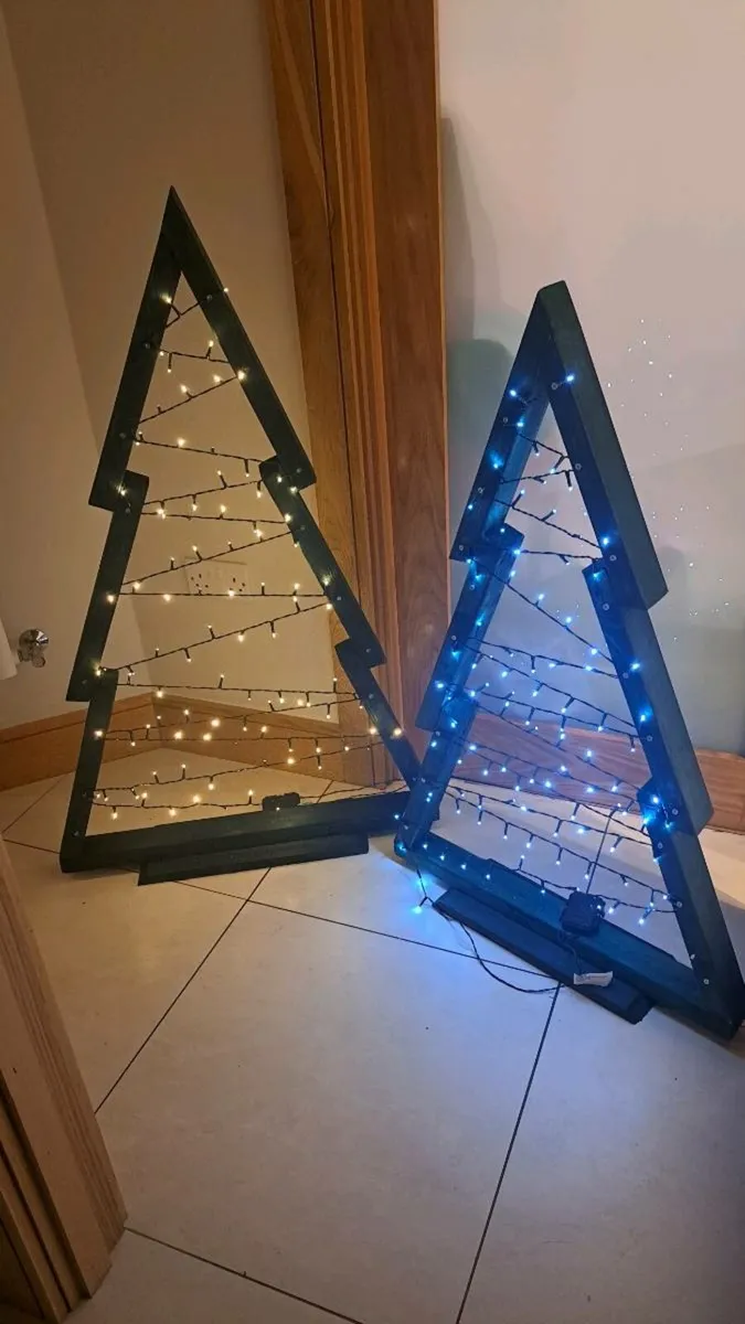 Christmas tree - Image 2