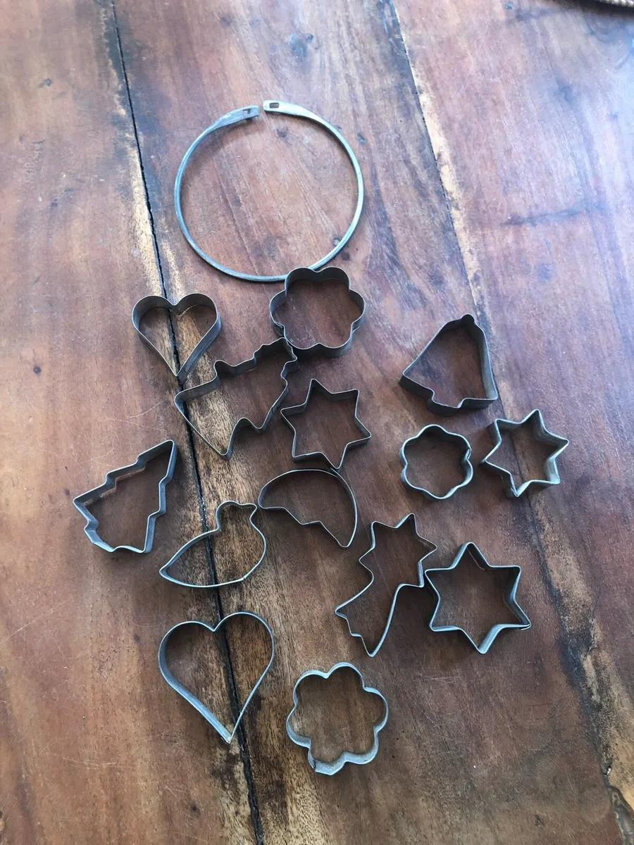 Vintage Pastry Cutters - Image 2