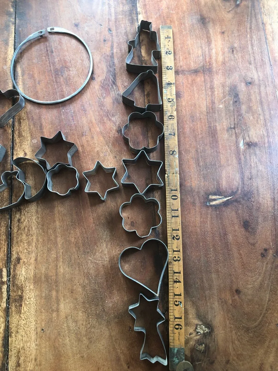 Vintage Pastry Cutters - Image 3