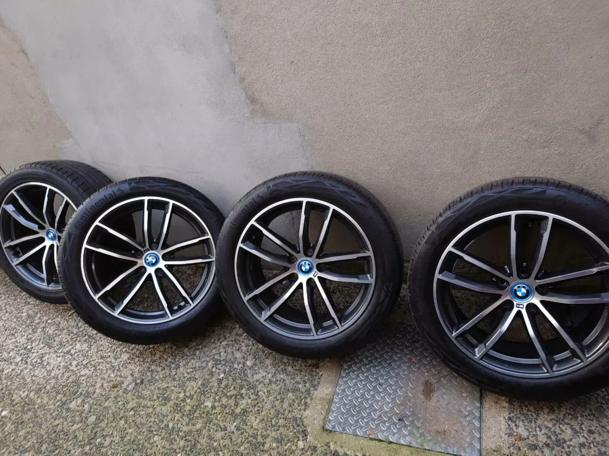 Bmw Alloys - Image 1