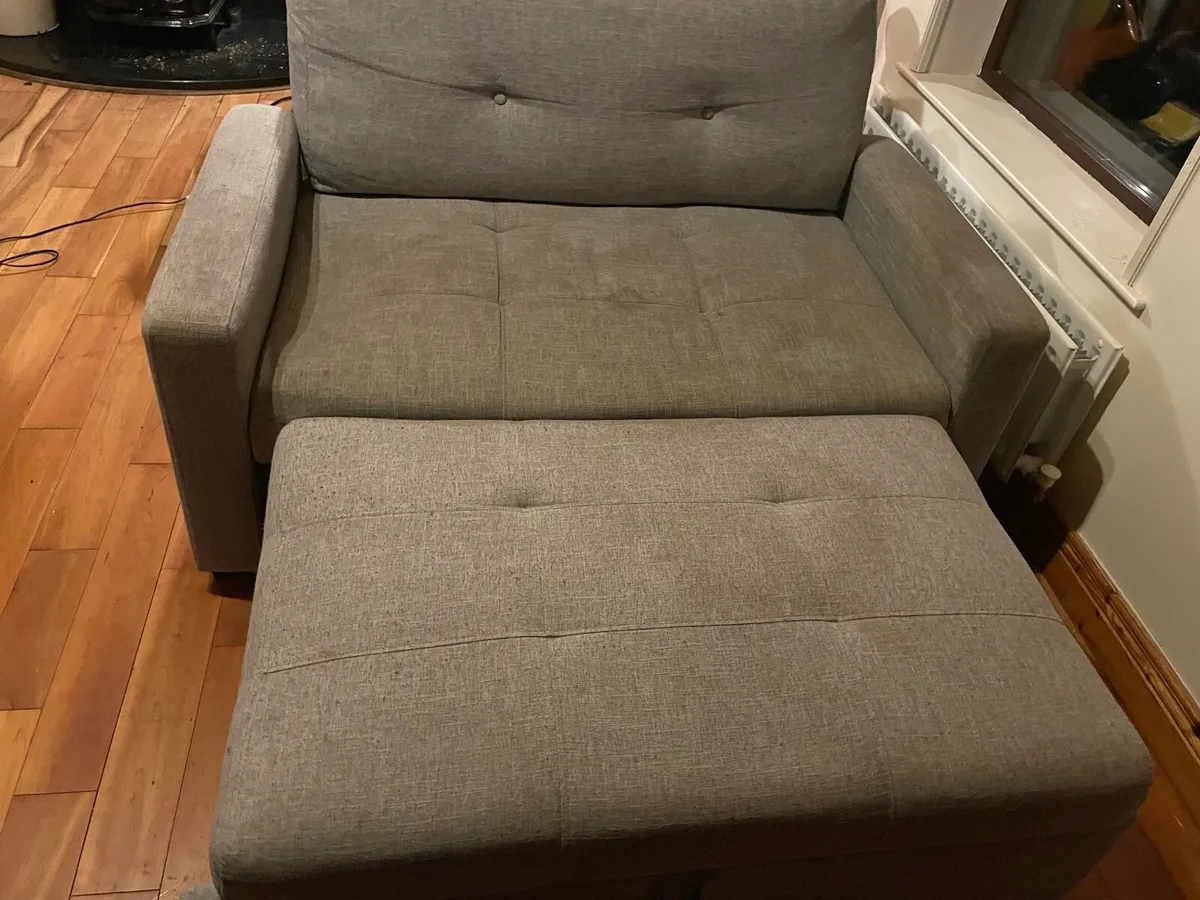 2 seater sofa bed - Image 2