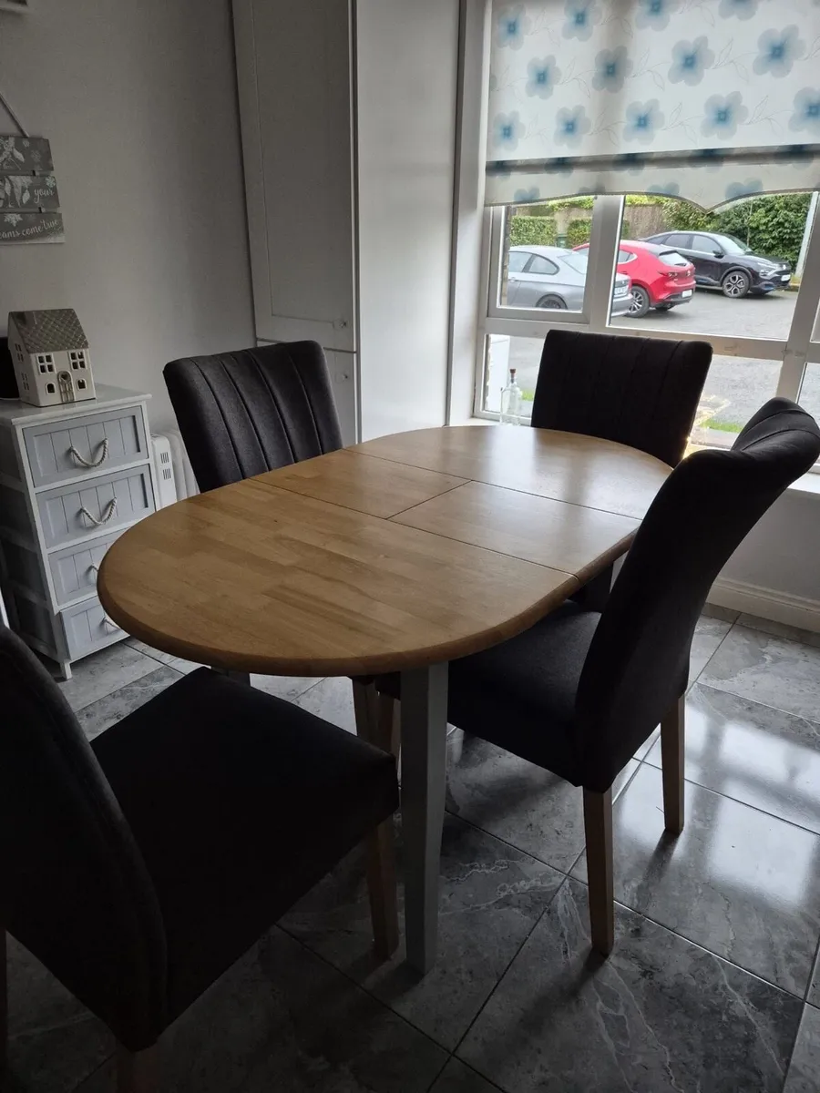 Kitchen Table - Image 2