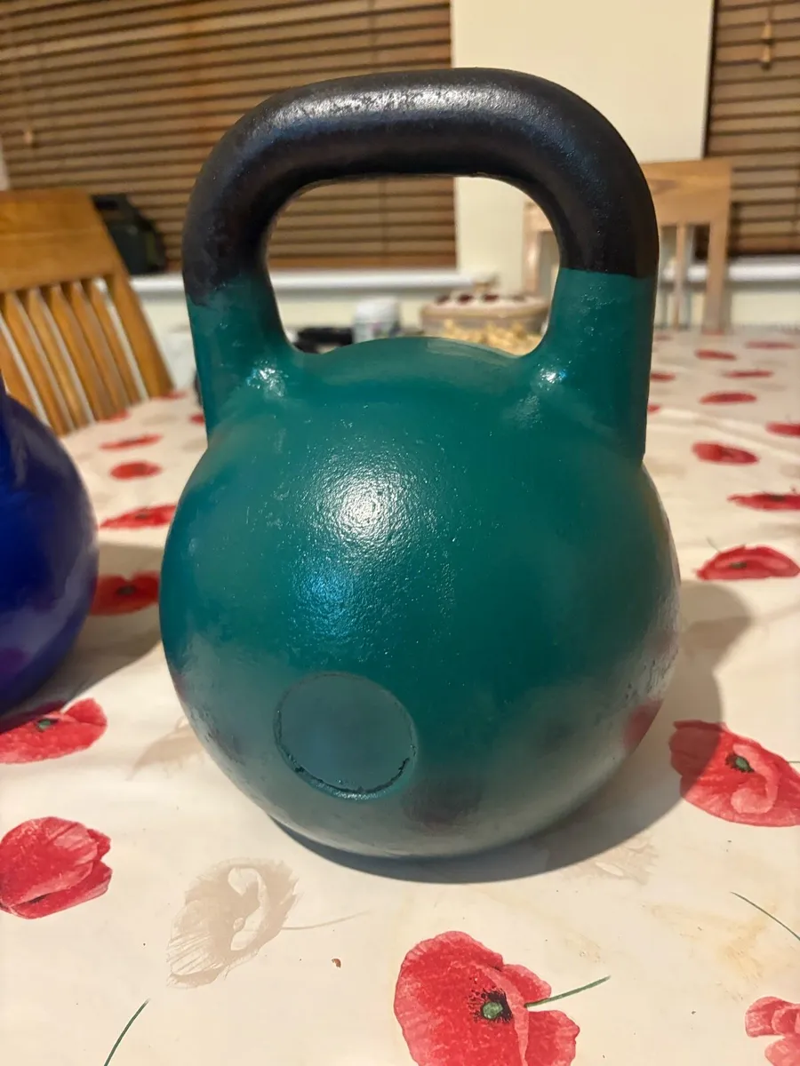 COMPETITION KETTLEBELLS, 24KG, 14KG CHEAP!! - Image 2