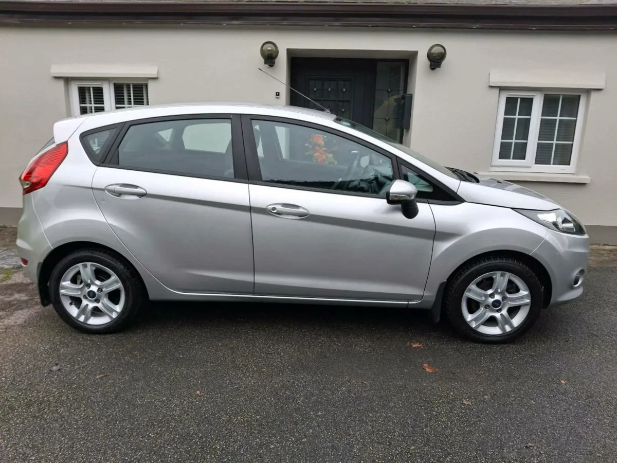 Ford Fiesta - Image 2