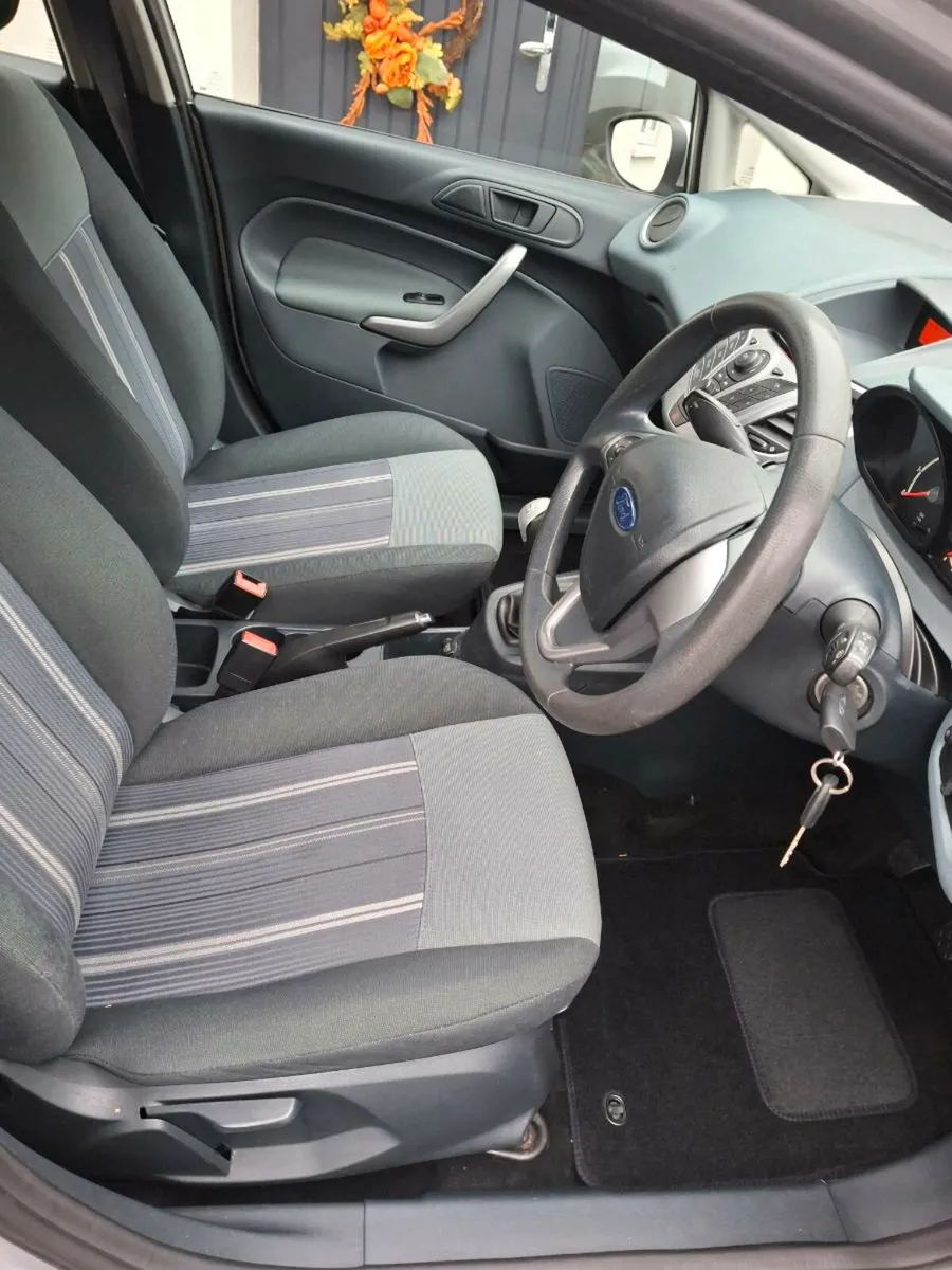 Ford Fiesta - Image 4