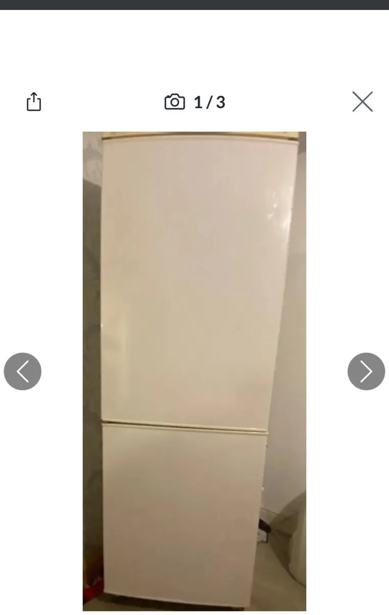 Domotec fridge freezer (slight crack on the top) - Image 1