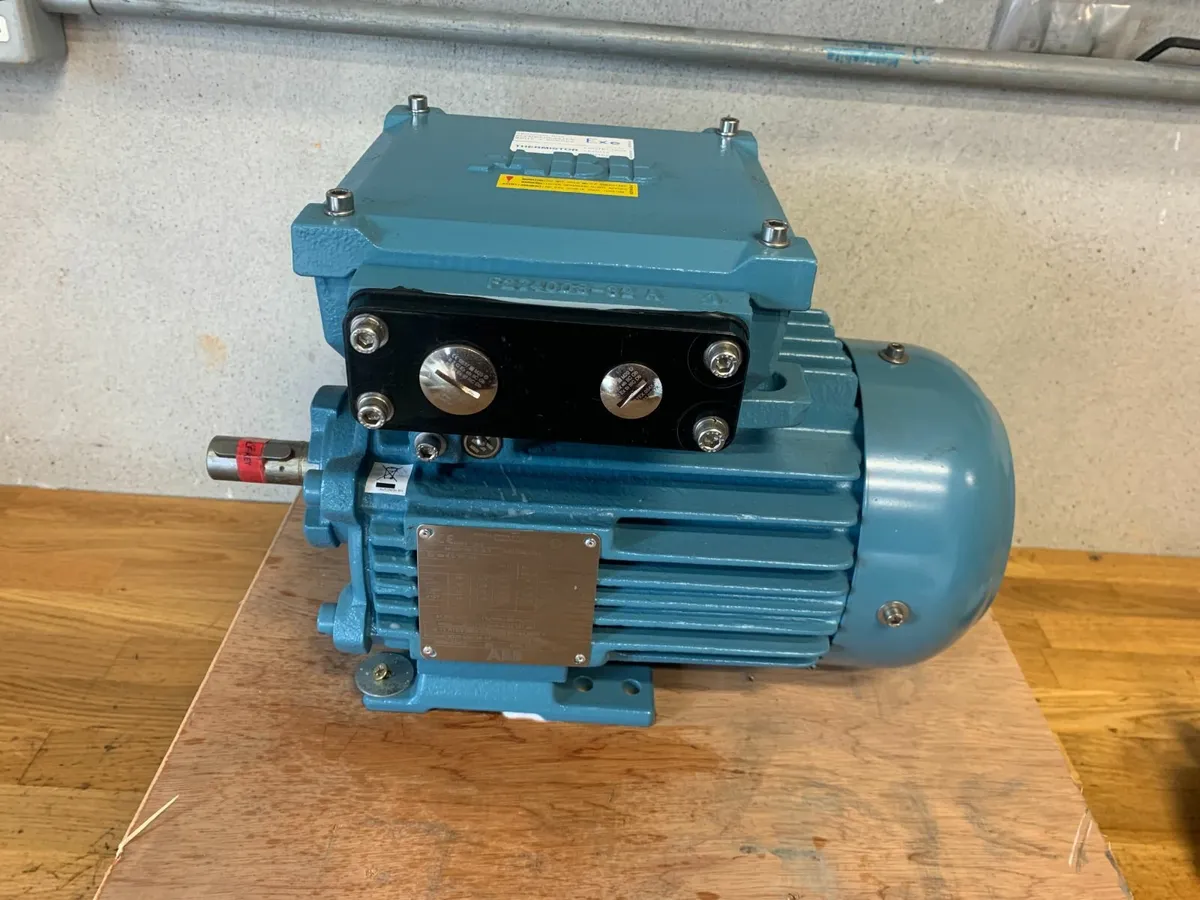 Three Phase Electric Motor  1.5 KW - Image 4
